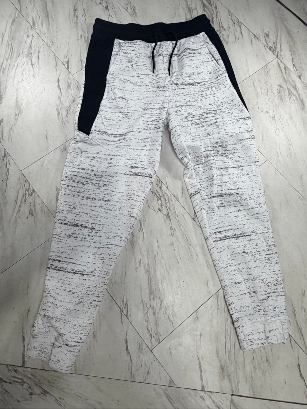 Men's Two-Tone Marled White & Black Jogger Sweatpants